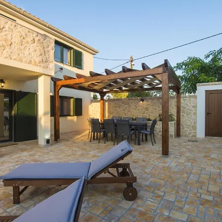 Luxury With Private Pool Near Sea In 别墅 *