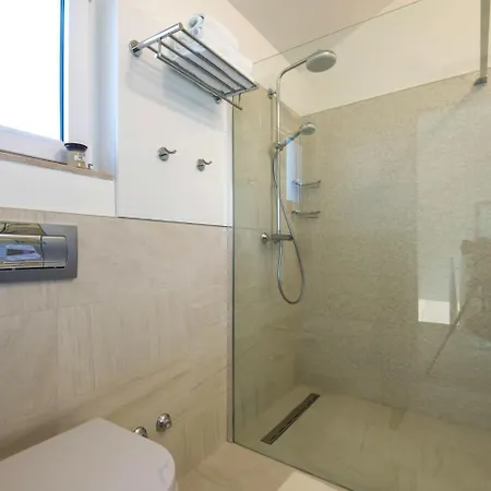 Villa Luxury With Private Pool Near Sea In Vinjerac