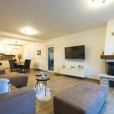 Villa Luxury With Private Pool Near Sea In Vinjerac